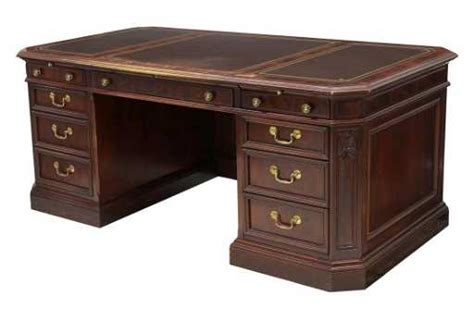 LARGE SLIGH FURNITURE MAHOGANY EXECUTIVE DESK