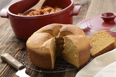 New England Anadama Bread Recipe | King Arthur Flour