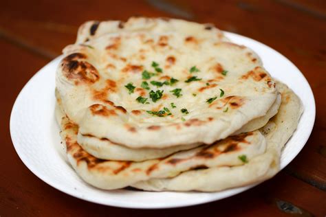 Grilled Homemade Indian Naan Bread Recipe :: The Meatwave