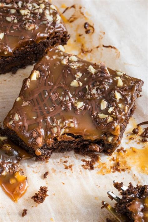 Caramel Brownies (Easy Recipe!) - Insanely Good