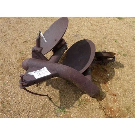 FERGUSON 2 ROW DISC PLOW - J.M. Wood Auction Company, Inc.