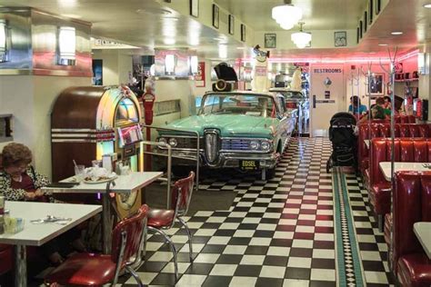 Lori's Diner | 1950's Style Diner in Union Square | Best diner, Retro cafe, Diner