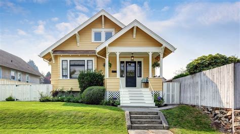 What Is a Craftsman Bungalow? A Cute Home Once Sold by Catalog | Real ...