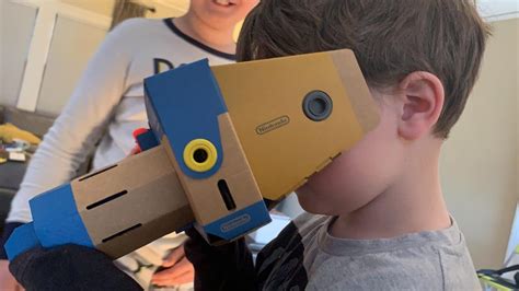 Nintendo Labo VR Kit and its weird cardboard creations - CNET