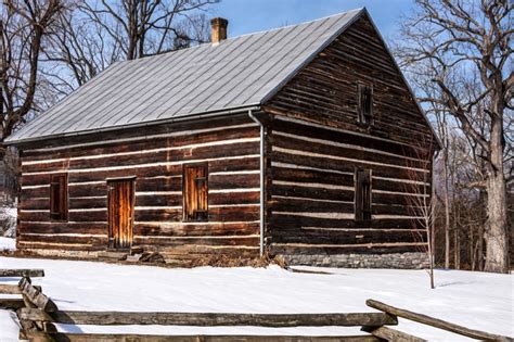 Log Cabins and Log Homes