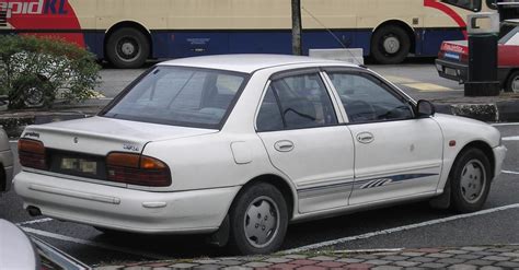 File:Proton Wira (saloon) (first generation) (rear), Kuala Lumpur.jpg ...