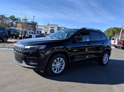 New 2020 Jeep Cherokee Latitude 4D Sport Utility in Beaufort #J548068 | Butler Auto Group