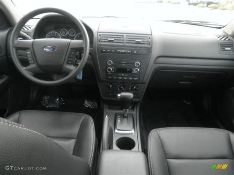 2009 Ford fusion interior dimensions