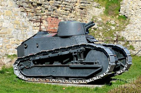 French Renault FT 17 revolutionary light tank Belgrade Military Museum ...