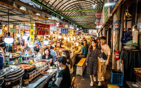 12 Must-Visit Night Markets in Seoul To Explore In 2023