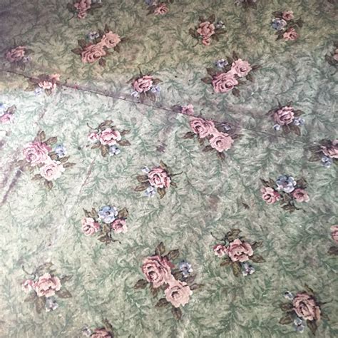 My favourite vintage linoleum | Vintage floral fabric, Linoleum, Vinyl flooring