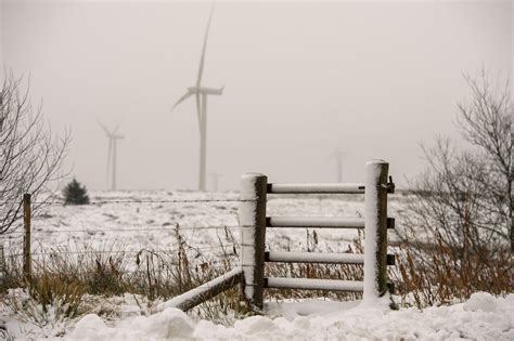 Scotland weather: Aberdeen and Glasgow bookies' favourites to have ...