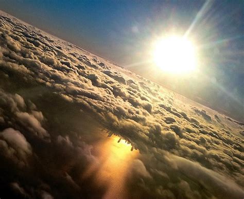 Beautiful views from the window seat. (x-post from r/pics : r/aviation