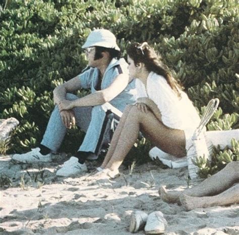 Rare Photos of Elvis Presley and Ginger Alden During His Last Vacation in Hawaii, 1977 ~ Vintage ...