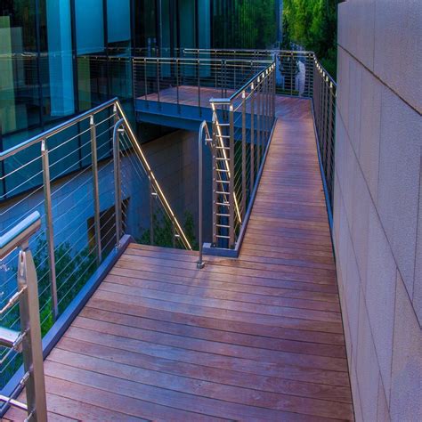 China Modern Stainless Steel Cable Stair Railing / Wire Railing for Outdoor & Indoor - China ...