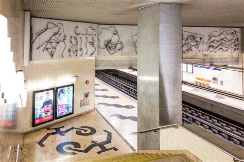 The best stations to see Lisbon's Metro art: A complete guide!