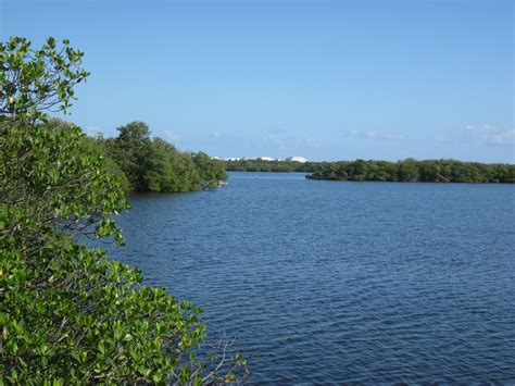 File:Lake Worth Lagoon.jpg - Wikimedia Commons