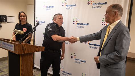 Phelps Hospital honors EMS first responders who helped stroke patient