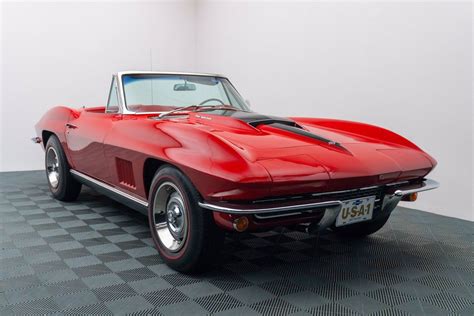 1967 Chevrolet Corvette Stingray Fuel Injection | Paramount Classic ...