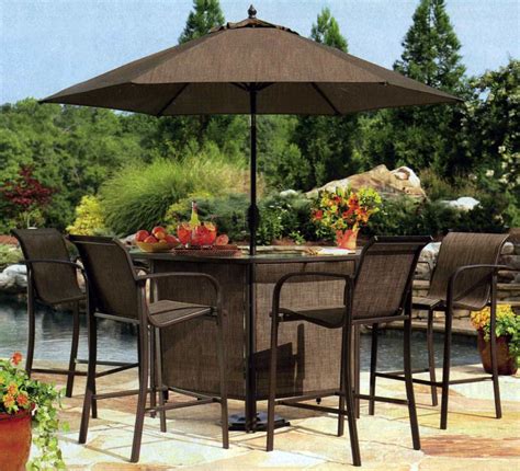 Outdoor dining sets with umbrella | Hawk Haven