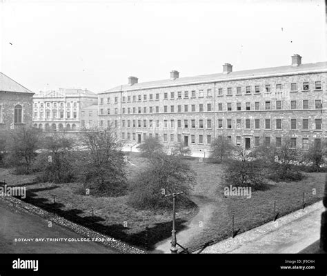 Trinity College, Botany Bay, Dublin City 35244364126 o Stock Photo - Alamy