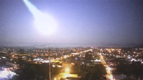 Superbolide turns night into day over Brazil in video - Strange Sounds