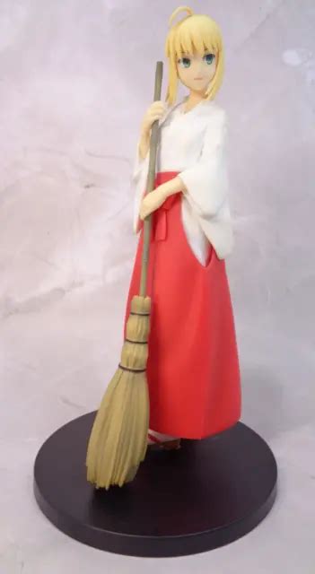 SABER ALTRIA PREMIUM Figure Shrine Maiden Miko Clothing PM Fate/Hollow ...