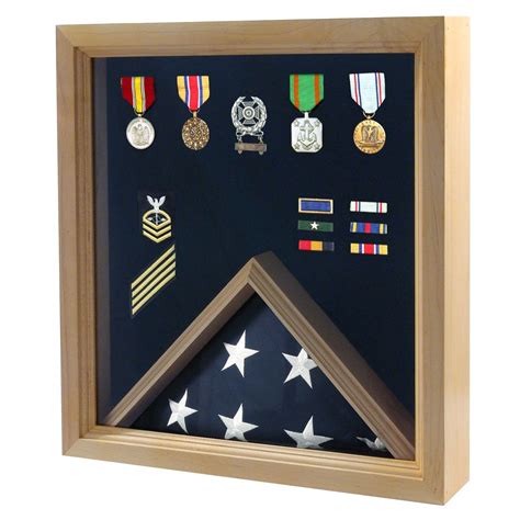 Lincoln Military Flag Display Case for 3' x 5' Flag - Oak | Medal display case, Flag display ...