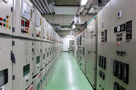 Switchgear Maintenance in Industrial Environments