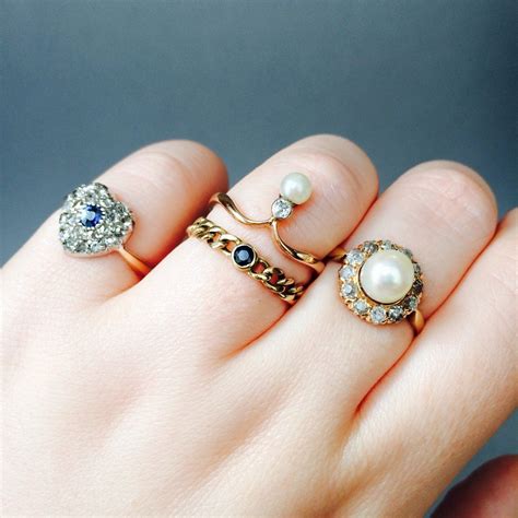 CUTE sapphire chain ring promise ring vintage engagement