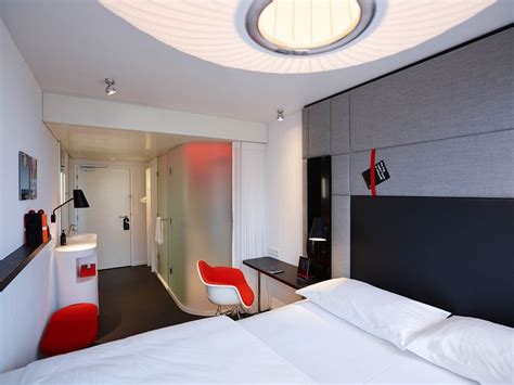 CITIZENM BOSTON NORTH STATION HOTEL $189 ($̶2̶6̶1̶) - Prices & Reviews - MA