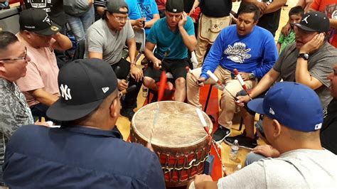 Northern Cree (round dance) @ Grand Pre 2017 - YouTube