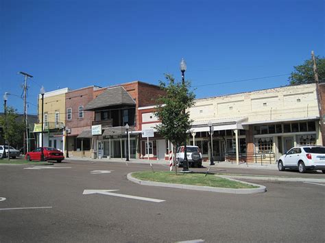 Camden Funeral Homes, funeral services & flowers in Tennessee