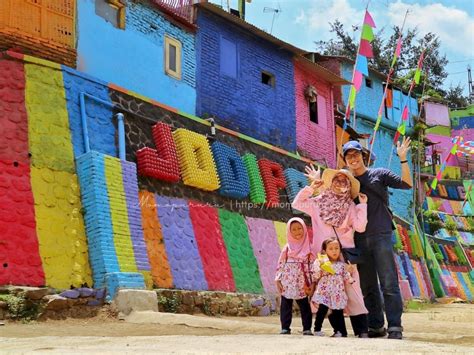 Menjelajah Kampung Warna-warni Malang - Blog Traveling Keluarga Indonesia