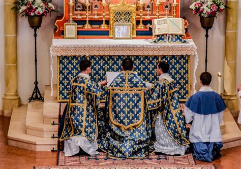 The Sacristy Series: Vestments of St. Mary's in Wausau, Wisconsin ...