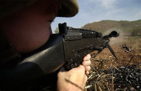 M240G medium machine gun. [3000x2000] : r/MilitaryPorn