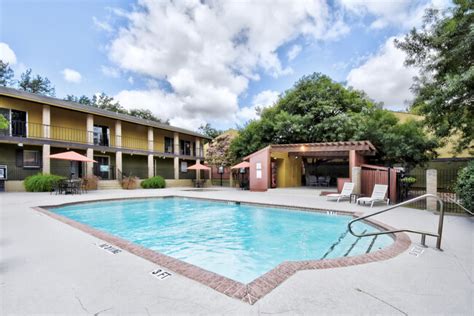 Hunter's Glen Apartments - San Antonio, TX | Apartments.com