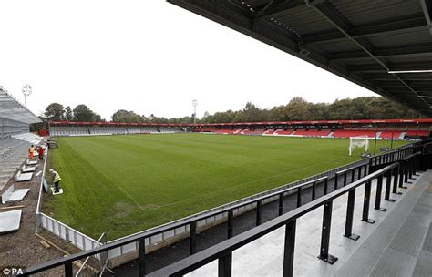 Sir Alex Ferguson opens new Salford City stadium | Daily Mail Online