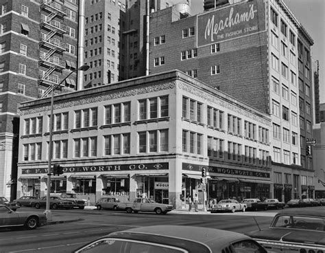 [F.W. Woolworth Company, (Northwest oblique)] - Side 1 of 1 - The ...