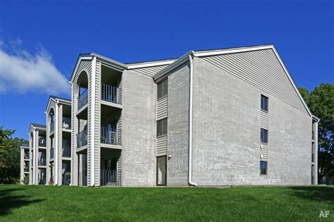 Plymouth Ponds Apartments - Plymouth, MN | Apartment Finder