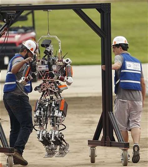 Robots compete in response to California disaster simulation