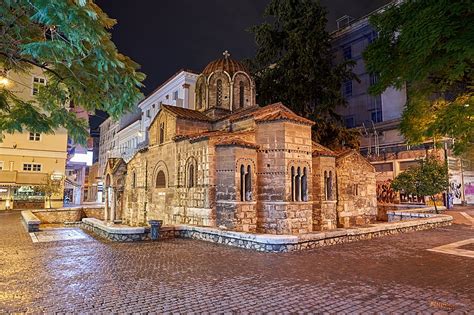 A Day in Athens' Plaka District: Neighborhood of the Gods