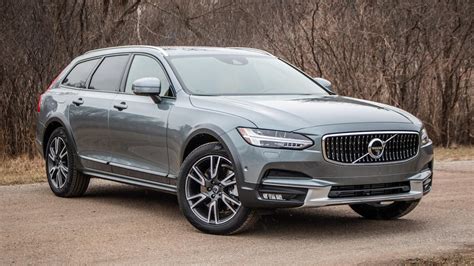 2019 Volvo V90 Cross Country review: A plush adventure wagon - CNET