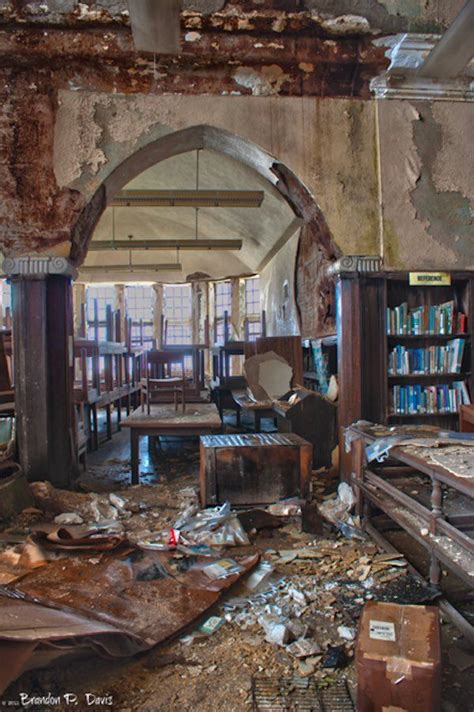 Pin by Francesca Mercieca on TVL | Abandoned mansions, Abandoned library, Abandoned houses