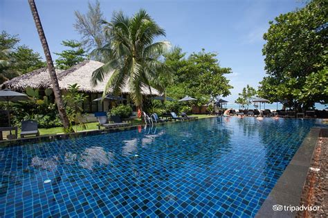 Bangsak Village Pool: Pictures & Reviews - Tripadvisor