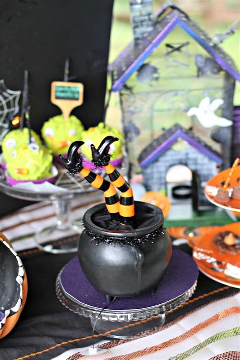 Kara's Party Ideas Halloween Hayride Party | Kara's Party Ideas