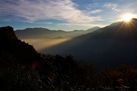 Alishan, Taiwan: Best Sunrise Spots, Hiking Trails and Tea Farms ...