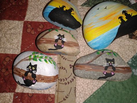 Pin by Charlyn Mcbeth on kindness rocks | Painted rocks, Kindness rocks ...