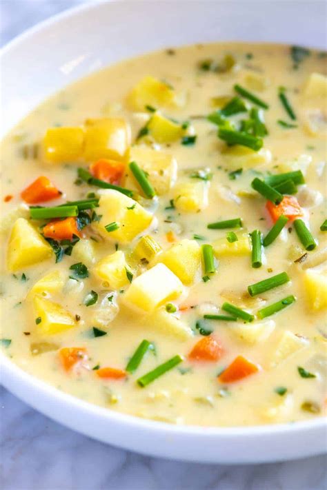 Easy Creamy Homemade Potato Soup | Recipe | Homemade potato soup ...