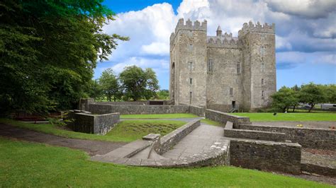 Bunratty Castle – Atlantic Way Touring